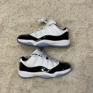 Jordan 11 low